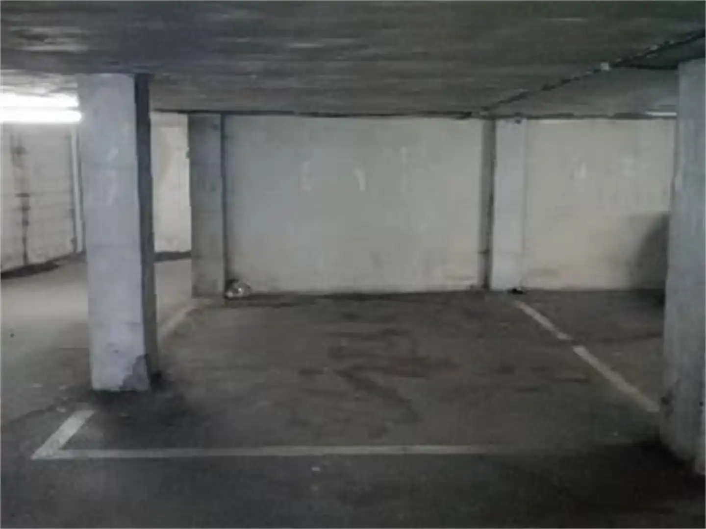 Parkplatz von Garage zum Verkauf in Aller