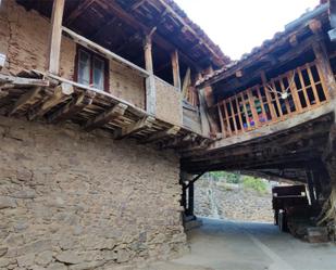 Vista exterior de Casa adosada en venda en Vega de Liébana amb Terrassa i Traster