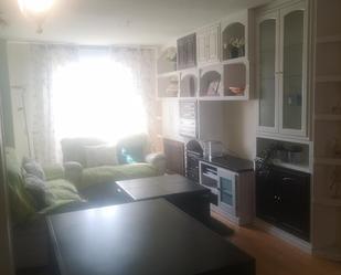 Living room of Flat for sale in Salamanca Capital  with Heating, Parquet flooring and Storage room