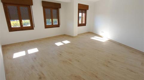Foto 3 de Piso en venta en Calle Felipe V, 90, La Almunia de Doña Godina , Zaragoza