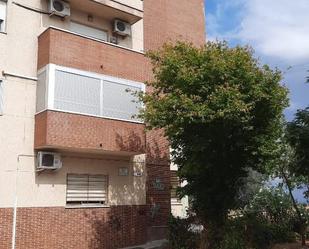 Vista exterior de Pis en venda en Cáceres Capital amb Aire condicionat, Terrassa i Balcó