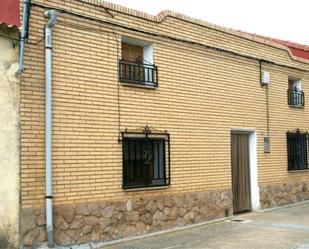 Vista exterior de Casa o xalet en venda en Castilruiz amb Moblat