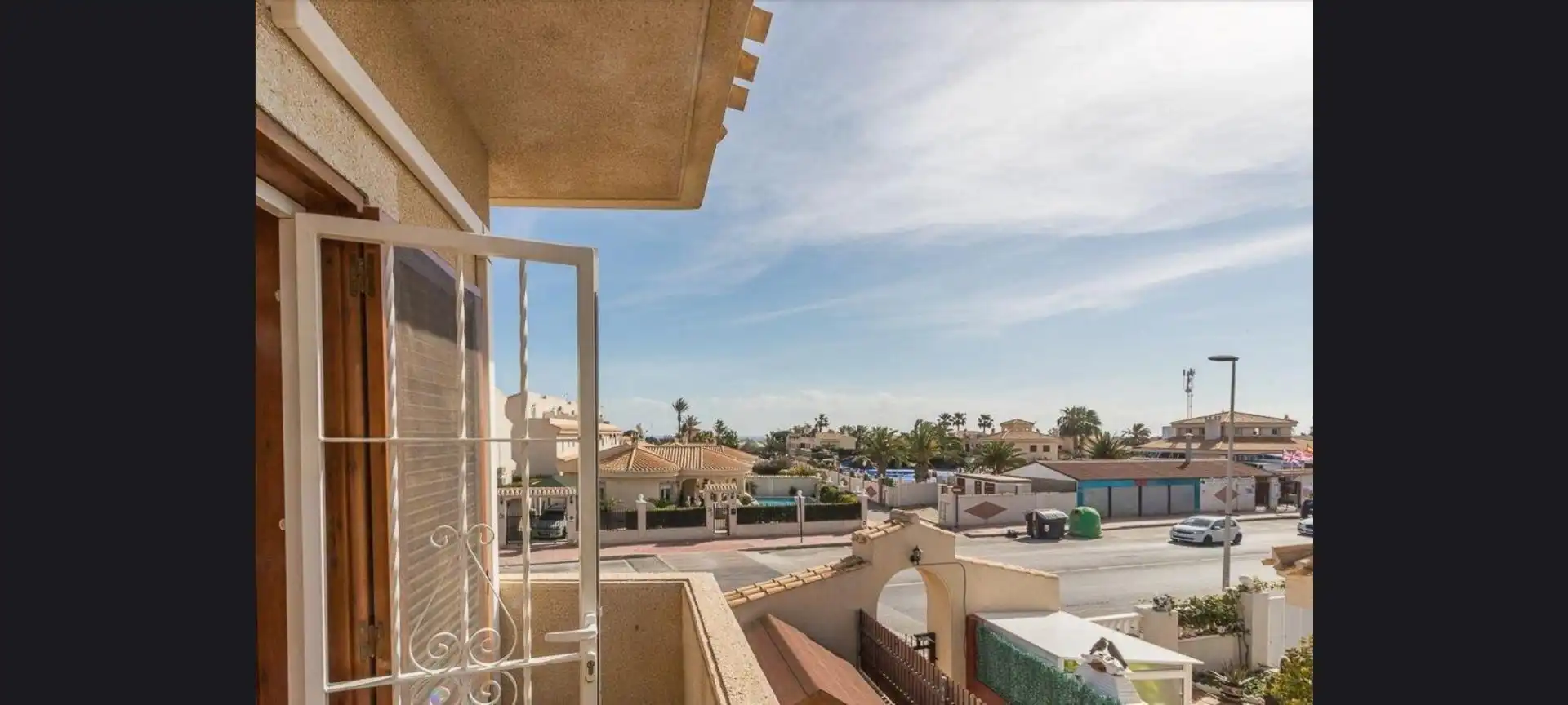 Casa o chalet de alquiler en Calle Pintor Ribera, Playa Flamenca Vista exterior de Casa o chalet de alquiler en Orihuela con Aire acondicionado, Calefacción y Jardín privado