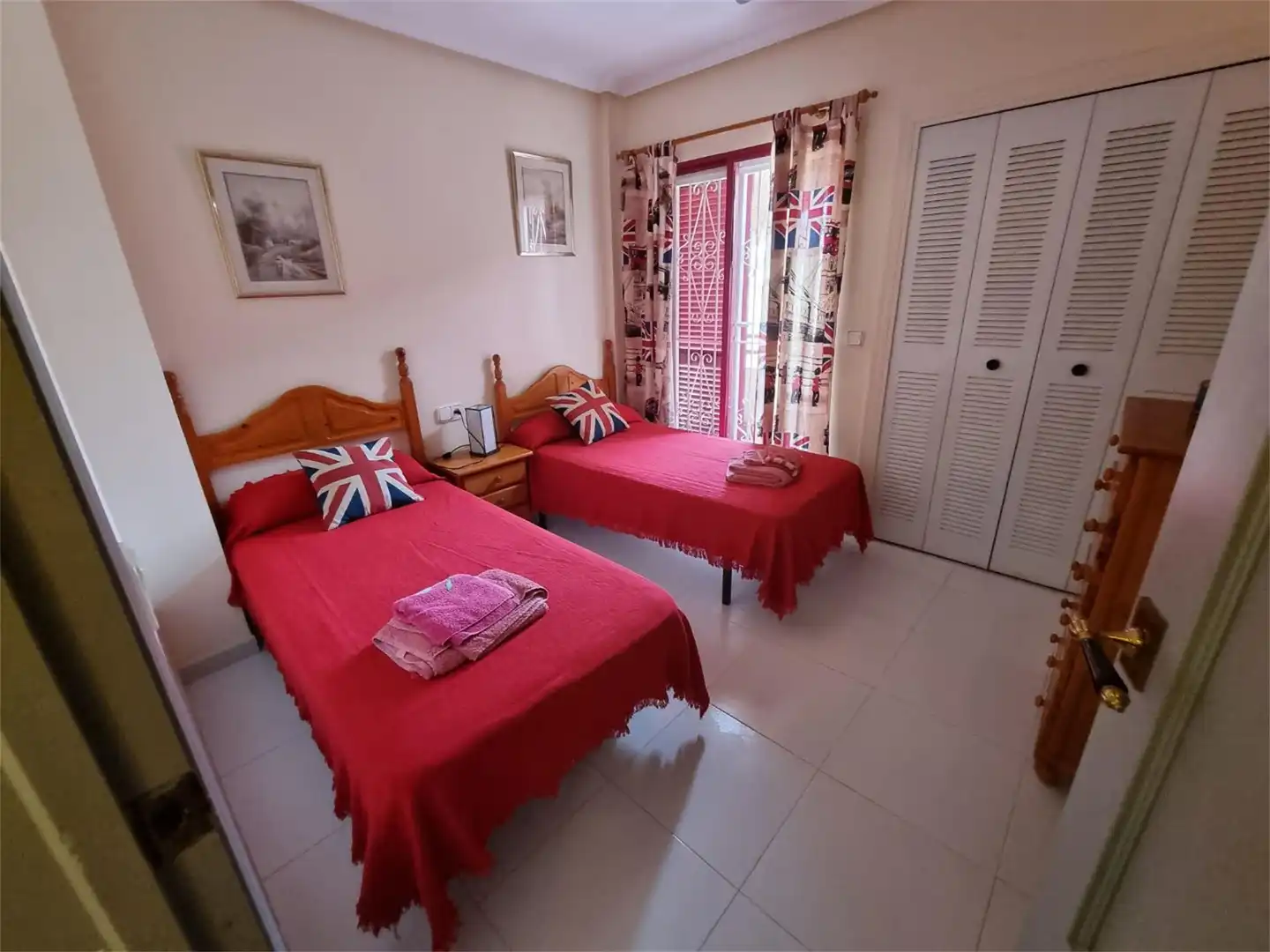 Dúplex de alquiler en Calle Isla de Mykonos, 33, Bahia Dúplex de alquiler en Calle Isla de Mykonos, 33, Bahia
