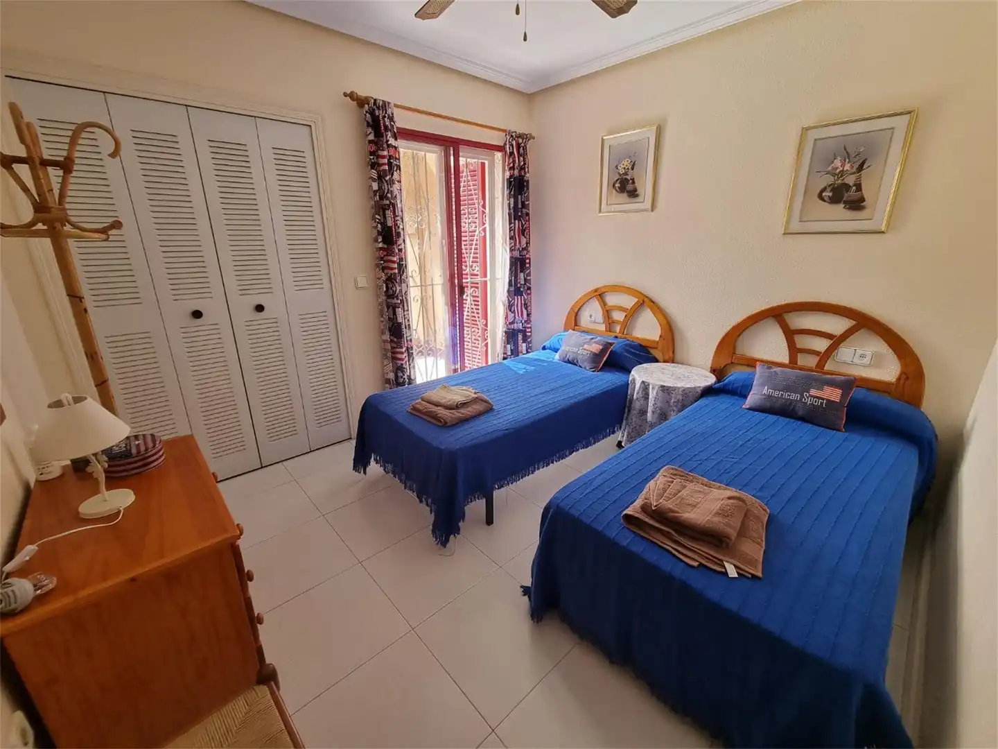 Dúplex de alquiler en Calle Isla de Mykonos, 33, Bahia Dúplex de alquiler en Calle Isla de Mykonos, 33, Bahia