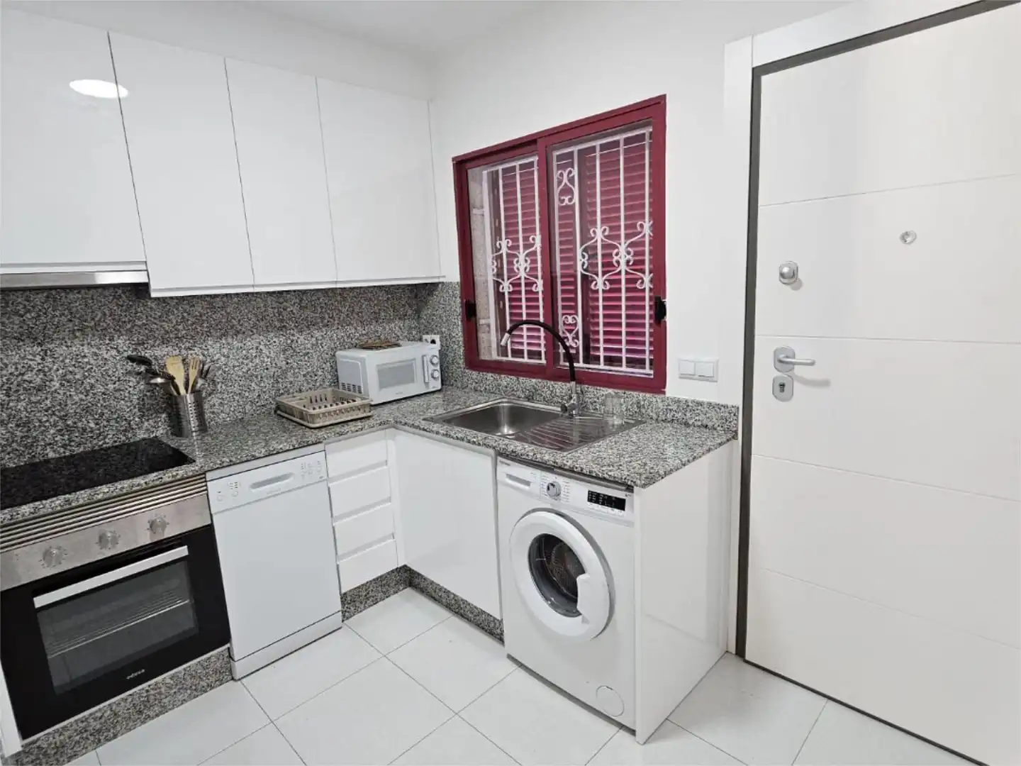 Dúplex de alquiler en Calle Isla de Mykonos, 33, Bahia Dúplex de alquiler en Calle Isla de Mykonos, 33, Bahia