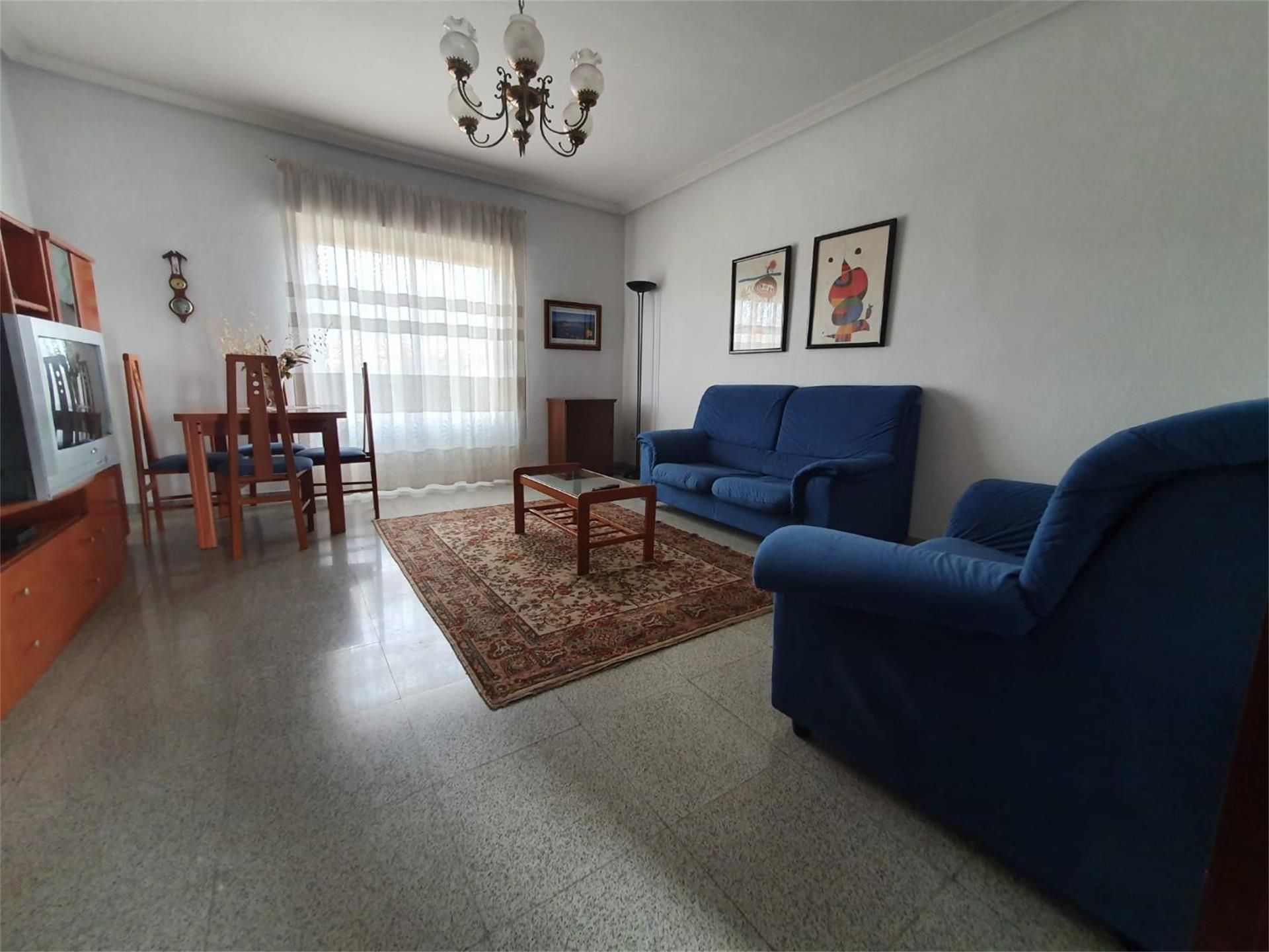 Living room of Flat for sale in Piedrabuena  with Storage room, Furnished and Oven
