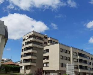 Vista exterior de Pis de lloguer en Getxo  amb Balcó