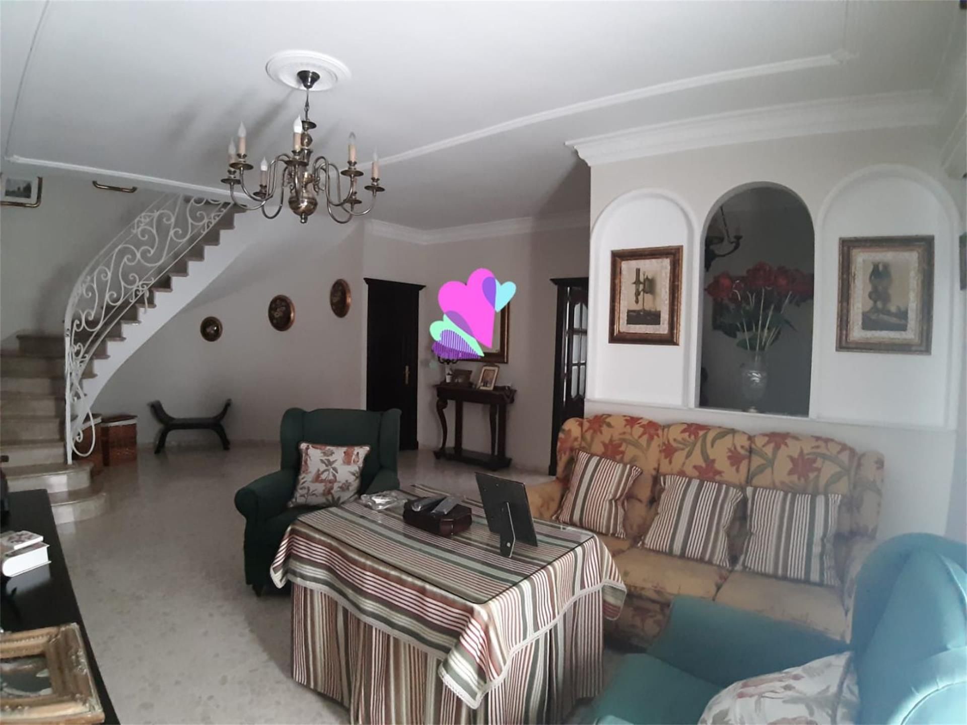Sala d'estar de Casa adosada en venda en Paterna de Rivera amb Aire condicionat, Terrassa i Balcó