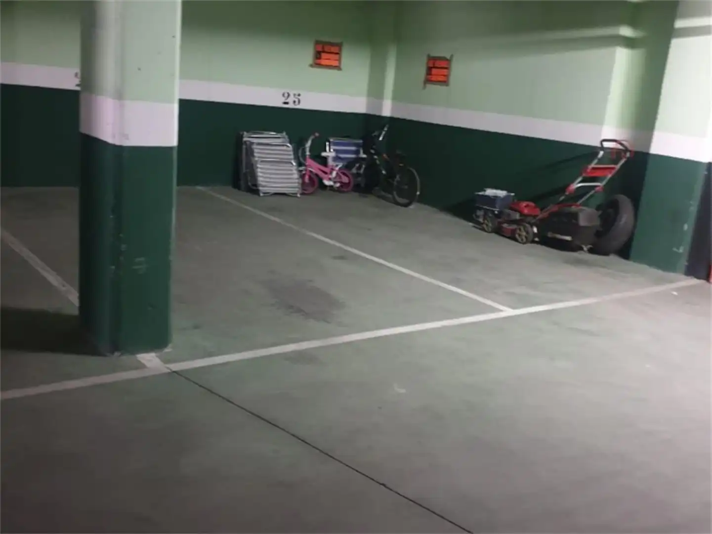 Parkplatz von Garage zum Verkauf in Madrid
