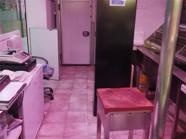 Local comercial en Venta en Calle del Marqués de Viana, 4 en Valdeacederas