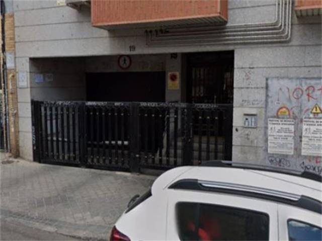 Garaje en Venta en Calle de Bernardino Obregón en Palos de Moguer