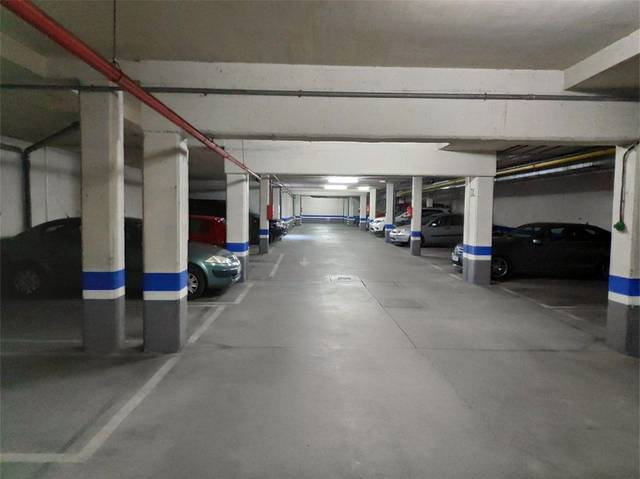 Garaje en Venta en Calle de Guareña en Las Águilas