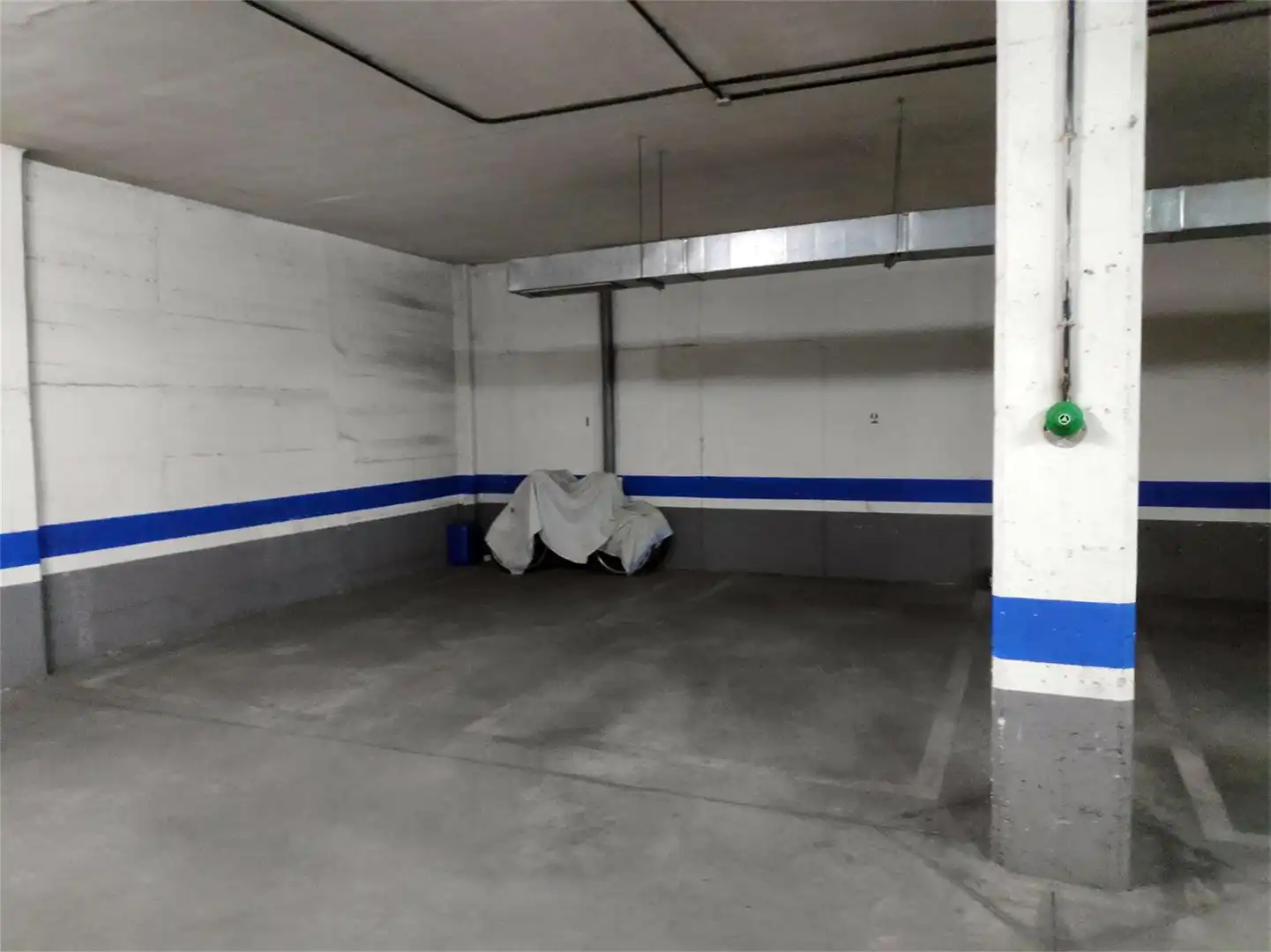 Parking of Garage for sale in Madrid