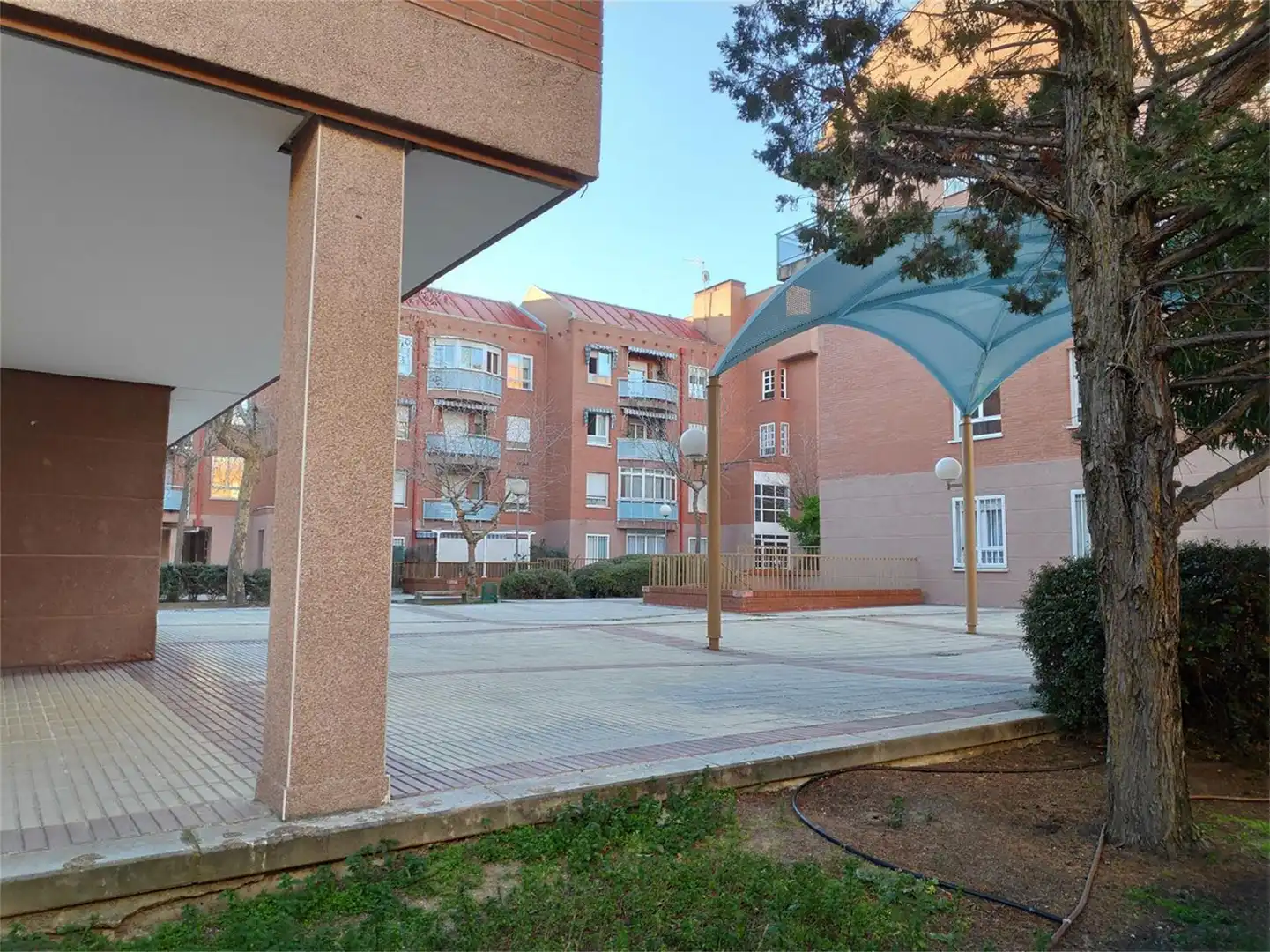 Exterior view of Garage for sale in Madrid