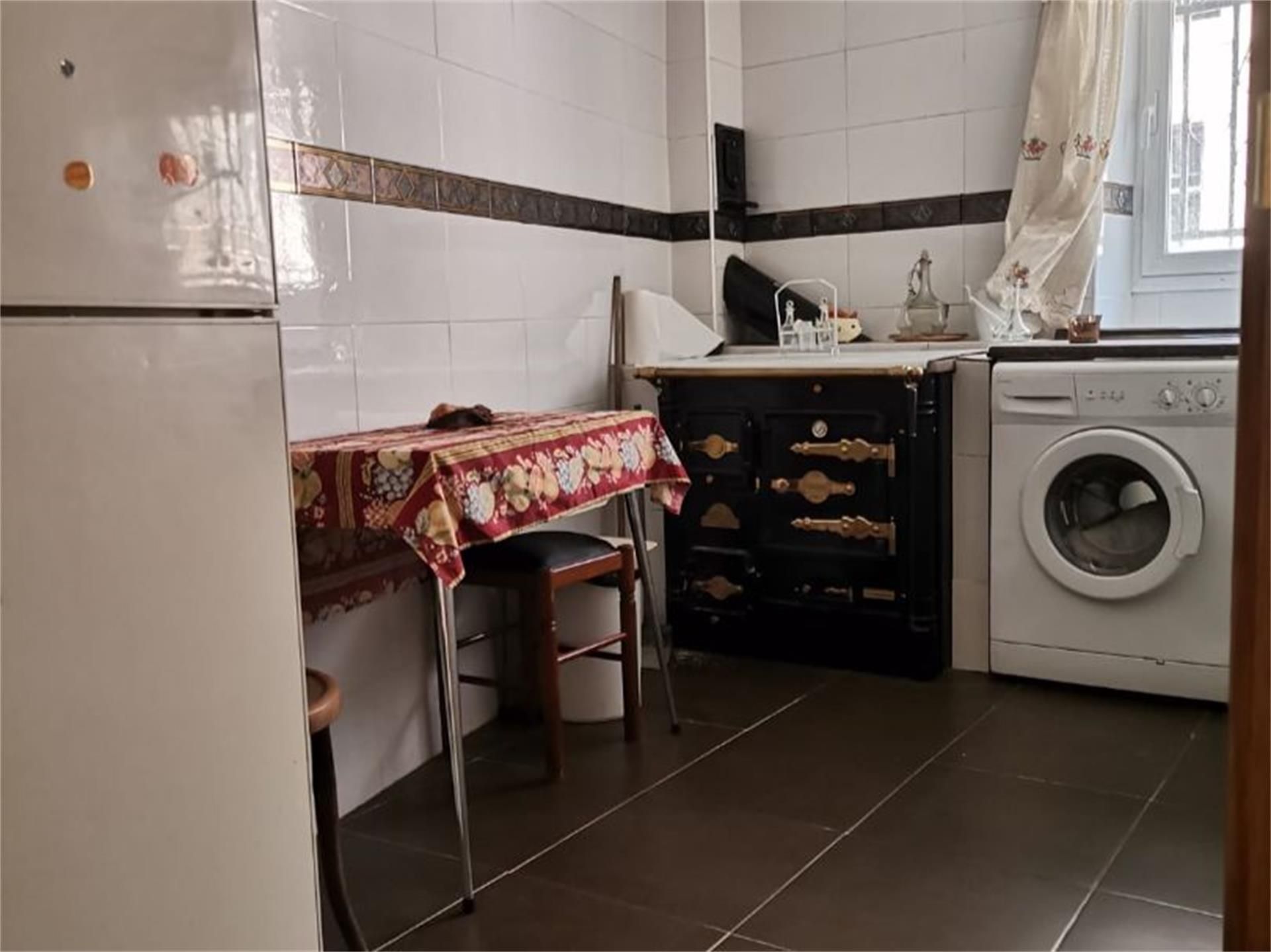 Kitchen of Single-family semi-detached for sale in Sasamón