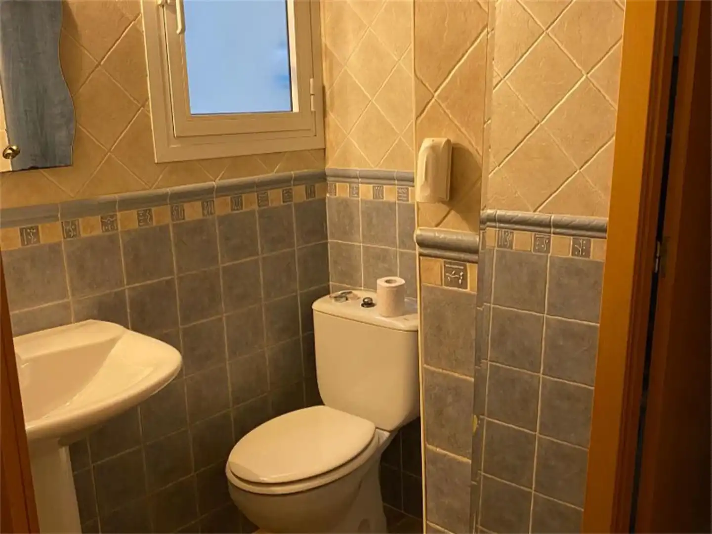 Bathroom of Detached homes for sale in Orihuela  with Air Conditioner, Terrace and Balcony