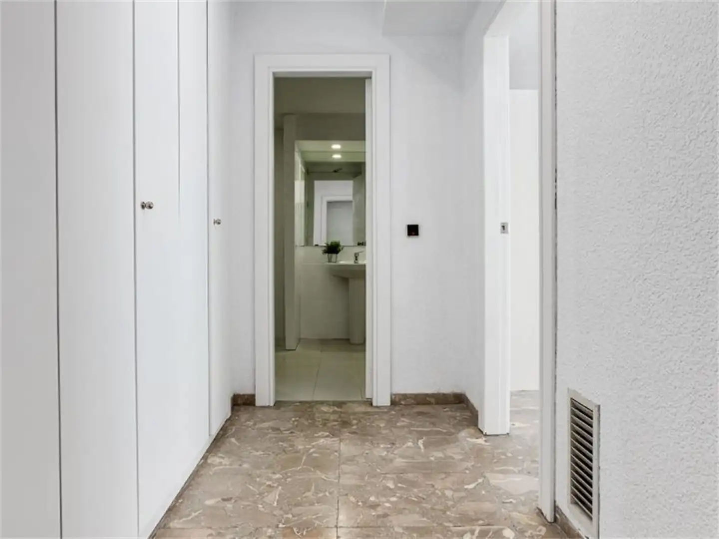 Habitació a Avenida Óscar Esplá, 35, Benalúa Habitació a Avenida Óscar Esplá, 35, Benalúa