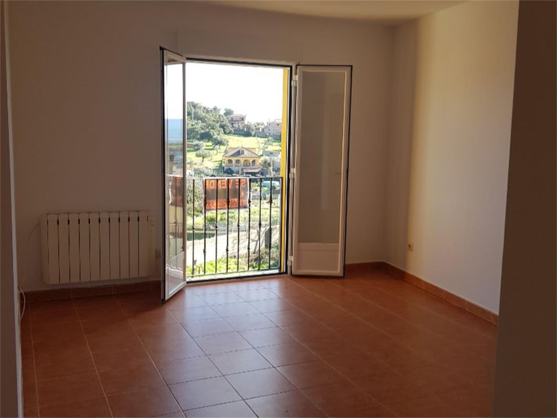 Living room of Flat for sale in Lanzahíta  with Air Conditioner and Balcony