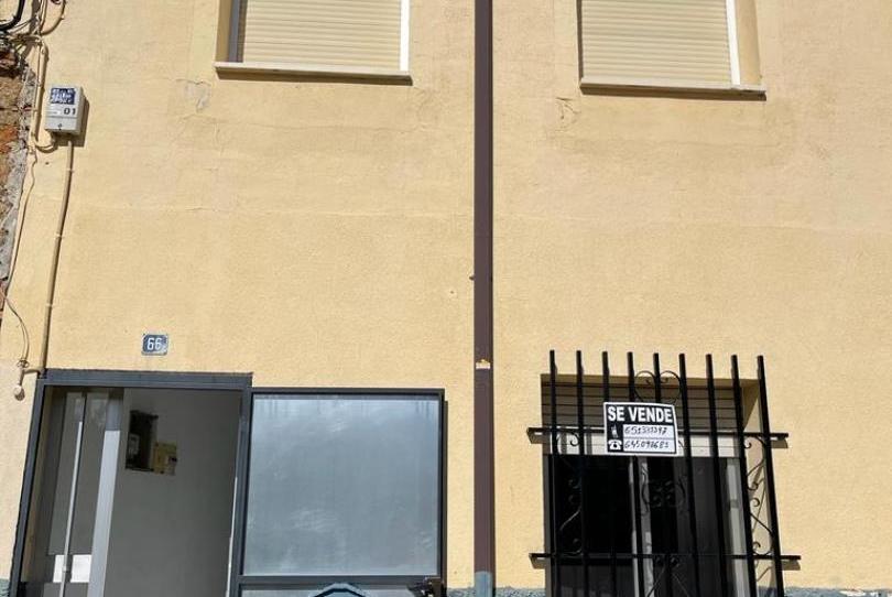 Photo 1 of Single-family semi-detached for sale in Travesía General Mola, 60, Corrales del Vino, Zamora