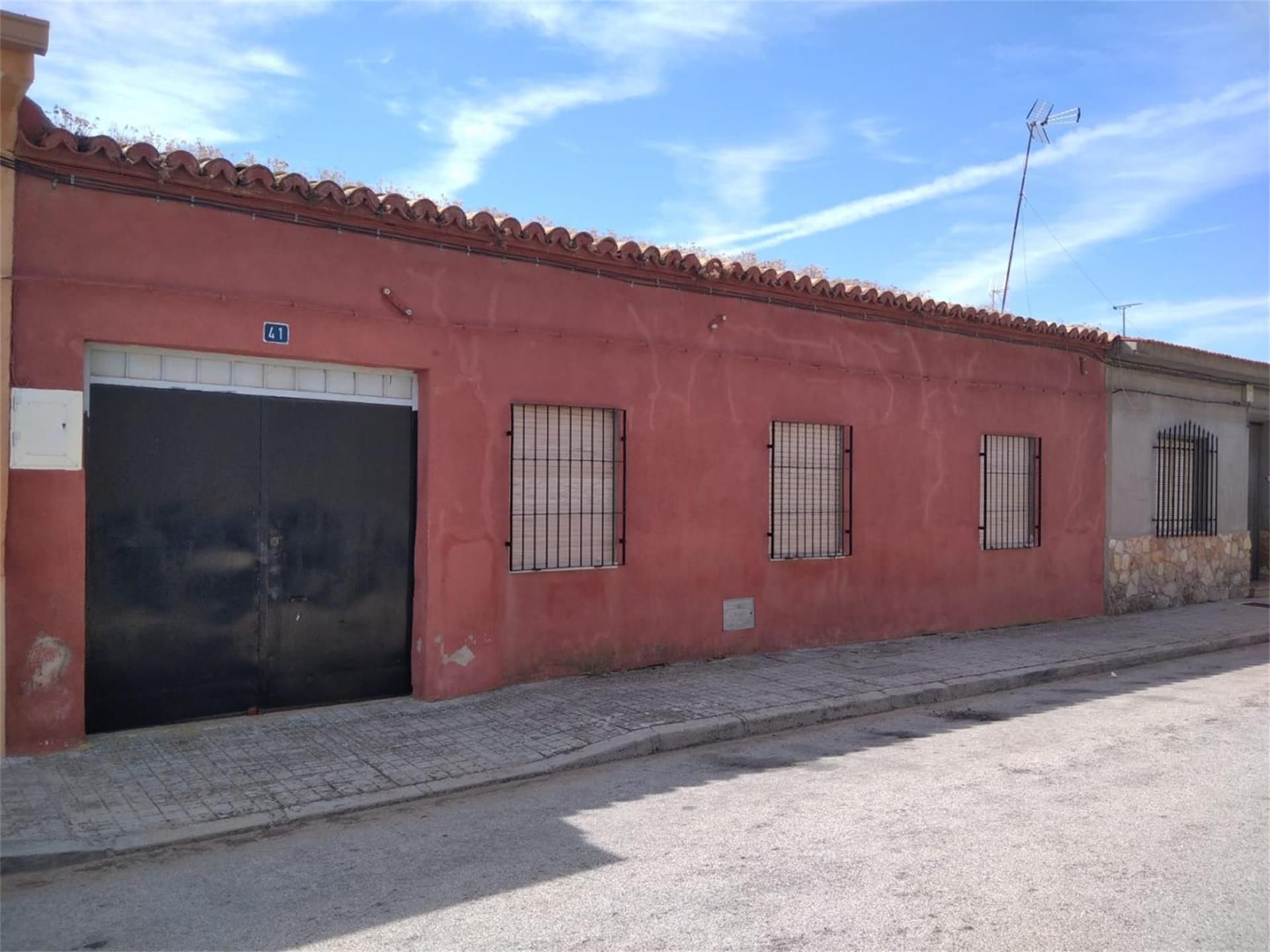 Vista exterior de Planta baixa en venda en Pedro Muñoz amb Jardí privat, Terrassa i Piscina