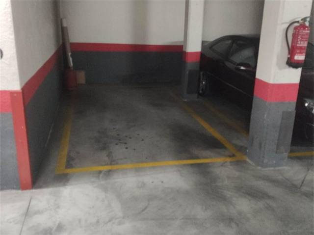 Garaje en Alquiler en Calle Camilo José Cela, 32 en Ensanche