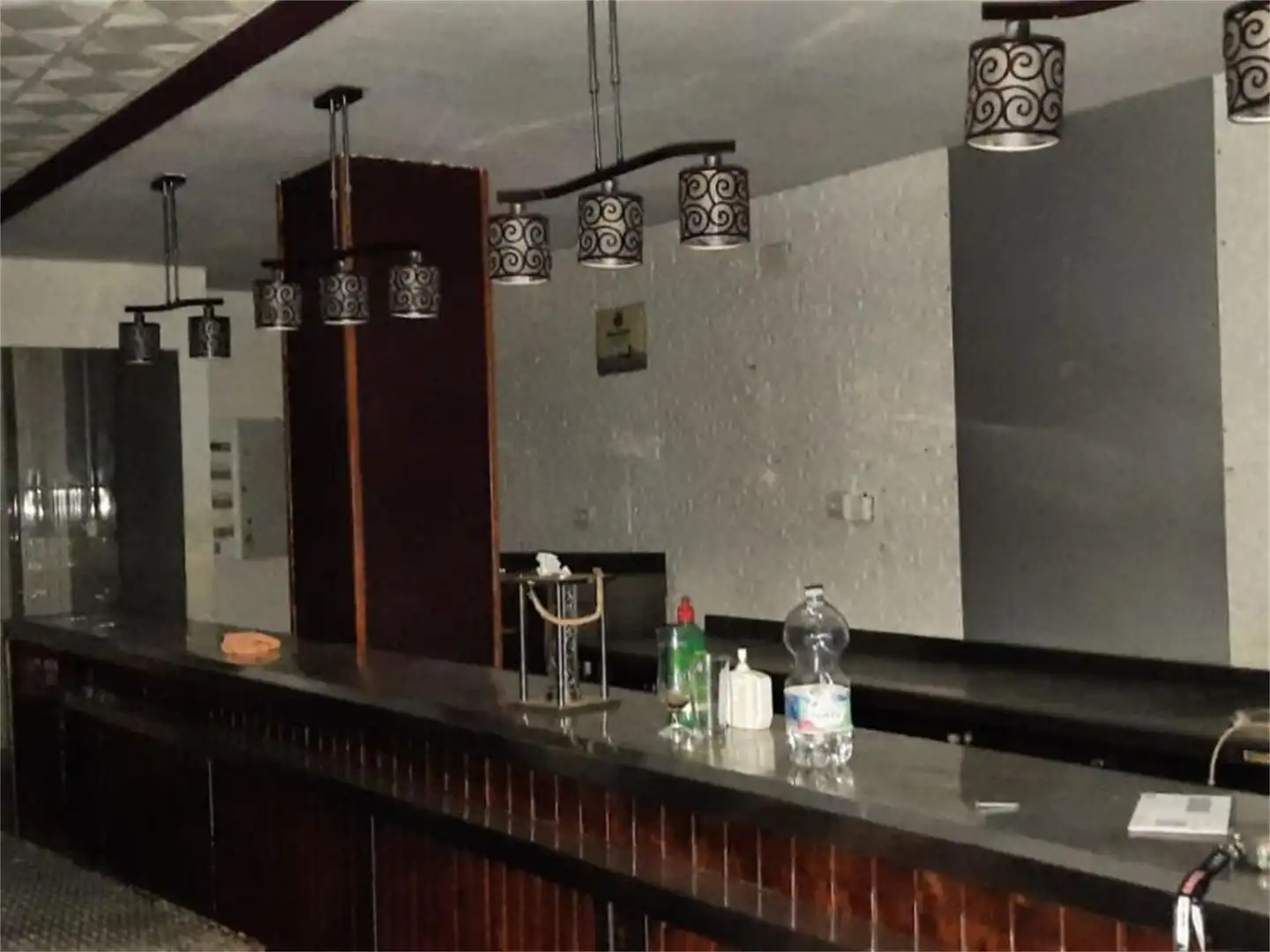 Local en venta en Granada con Aire acondicionado y Calefacción