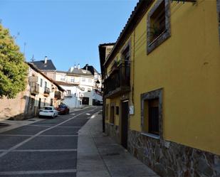 Vista exterior de Casa adosada en venda en Alcañices amb Piscina i Balcó