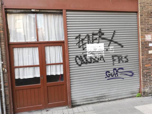 Local comercial en Venta en Grupo Monseñor Renigio Gandasegui en Santutxu - Basarrate