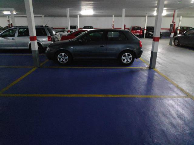 Garaje en Alquiler en Avenida del Puerto, 29 en Mestalla