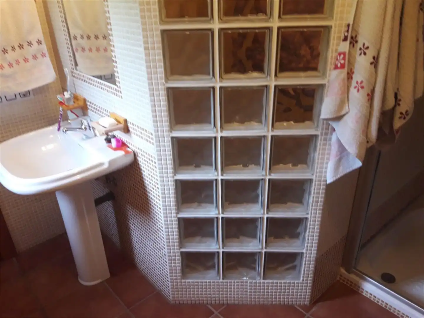 Casa adosada en venta en Rúa Seixo a Praza, Ribadavia Baño de Casa adosada en venta en Ribadavia con Terraza y Balcón