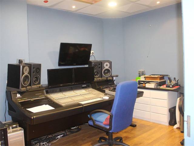 Local comercial en Venta en Avenida Pablo Iglesias, 39 en Ciudad Universitaria