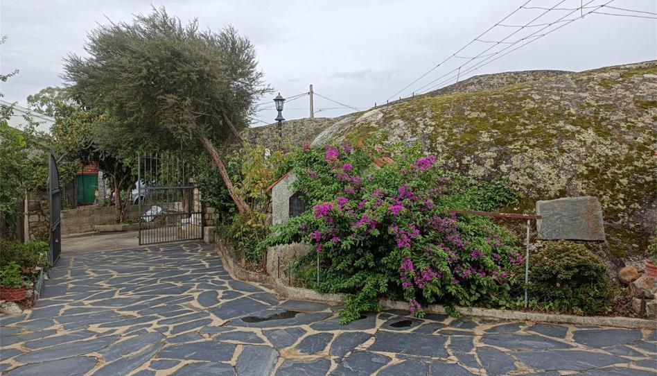 Casa o chalet en venta en Calle Valverde, 1, Valencia de Alcántara, Cáceres - imagen 1 Foto 1 de Casa o chalet en venta en Calle Valverde, 1, Valencia de Alcántara, Cáceres