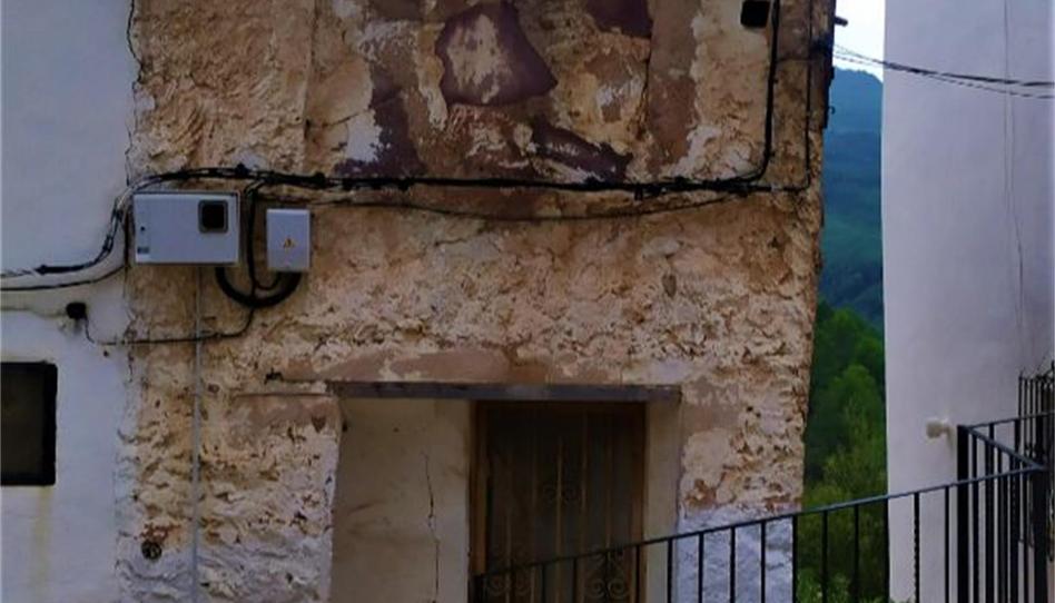 Foto 1 de Casa adosada en venta en Calle Viver, 15, Cirat, Castellón