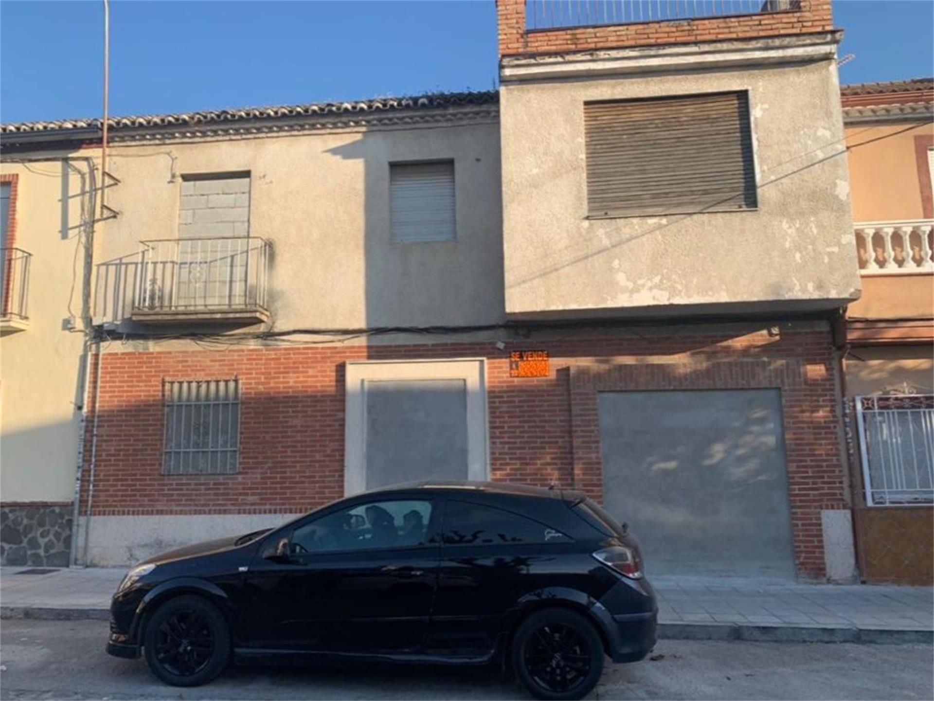 Exterior view of Single-family semi-detached for sale in  Granada Capital  with Terrace