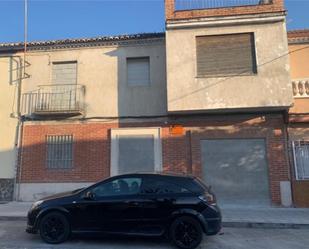 Vista exterior de Casa adosada en venda en  Granada Capital amb Terrassa