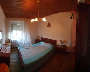 Dormitori de Finca rústica en venda en Reyero