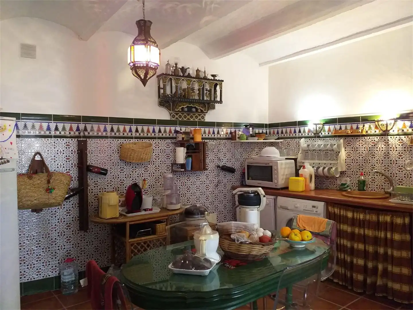 Casa adosada en venta en Calle San Sebastián, 31, Trebujena Cocina de Casa adosada en venta en Trebujena con Aire acondicionado y Terraza