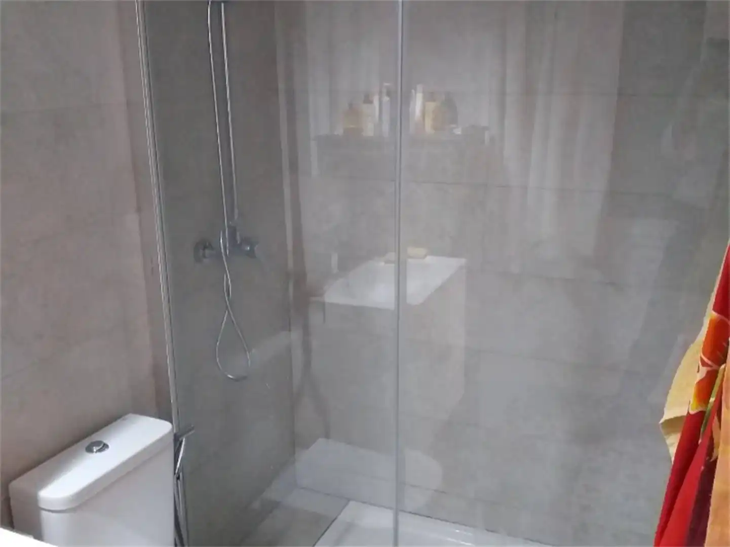 Casa adosada en venta en Calle San Sebastián, 31, Trebujena Baño de Casa adosada en venta en Trebujena con Aire acondicionado y Terraza