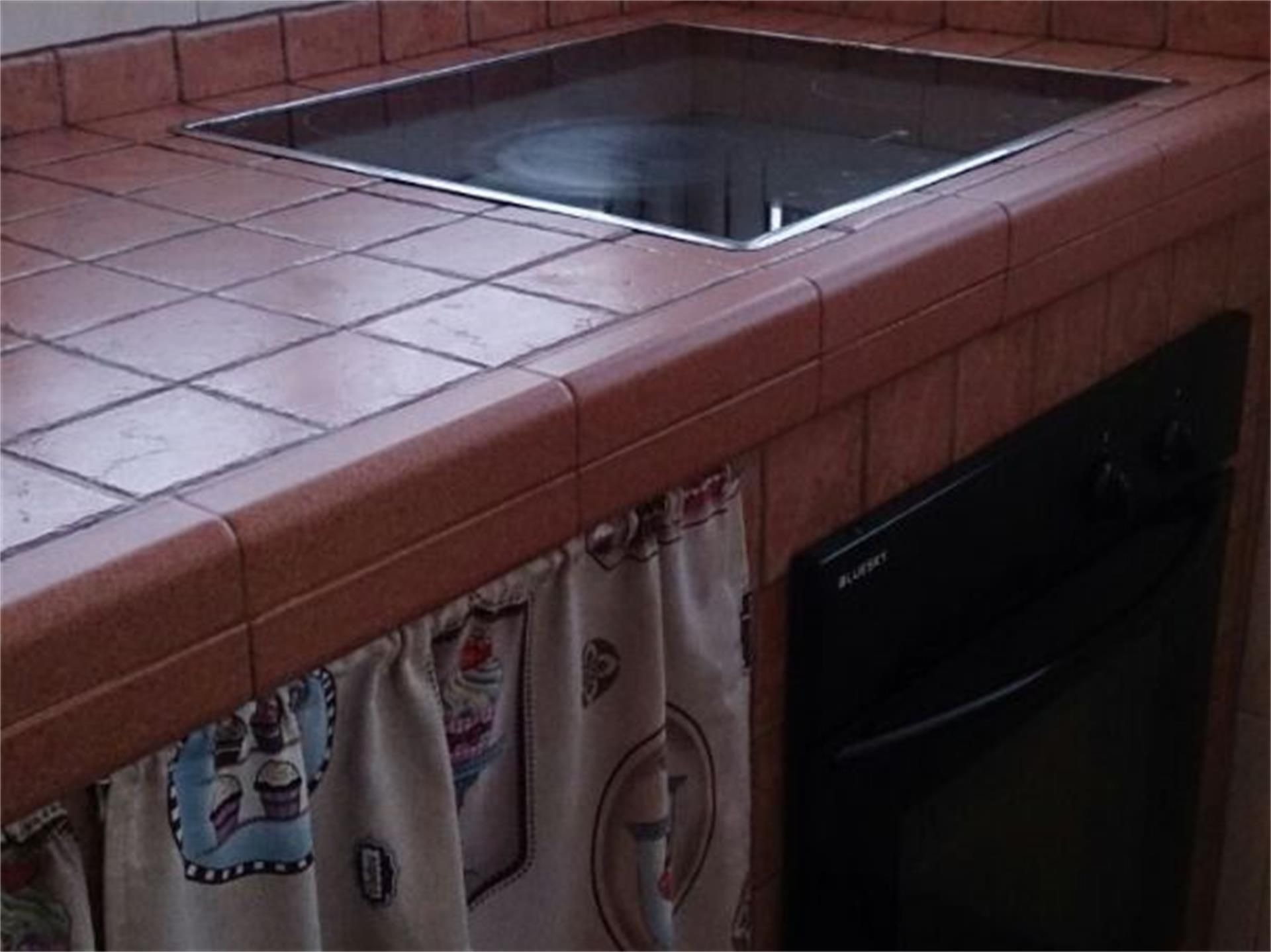 Cuina de Pis en venda en Algeciras amb Forn