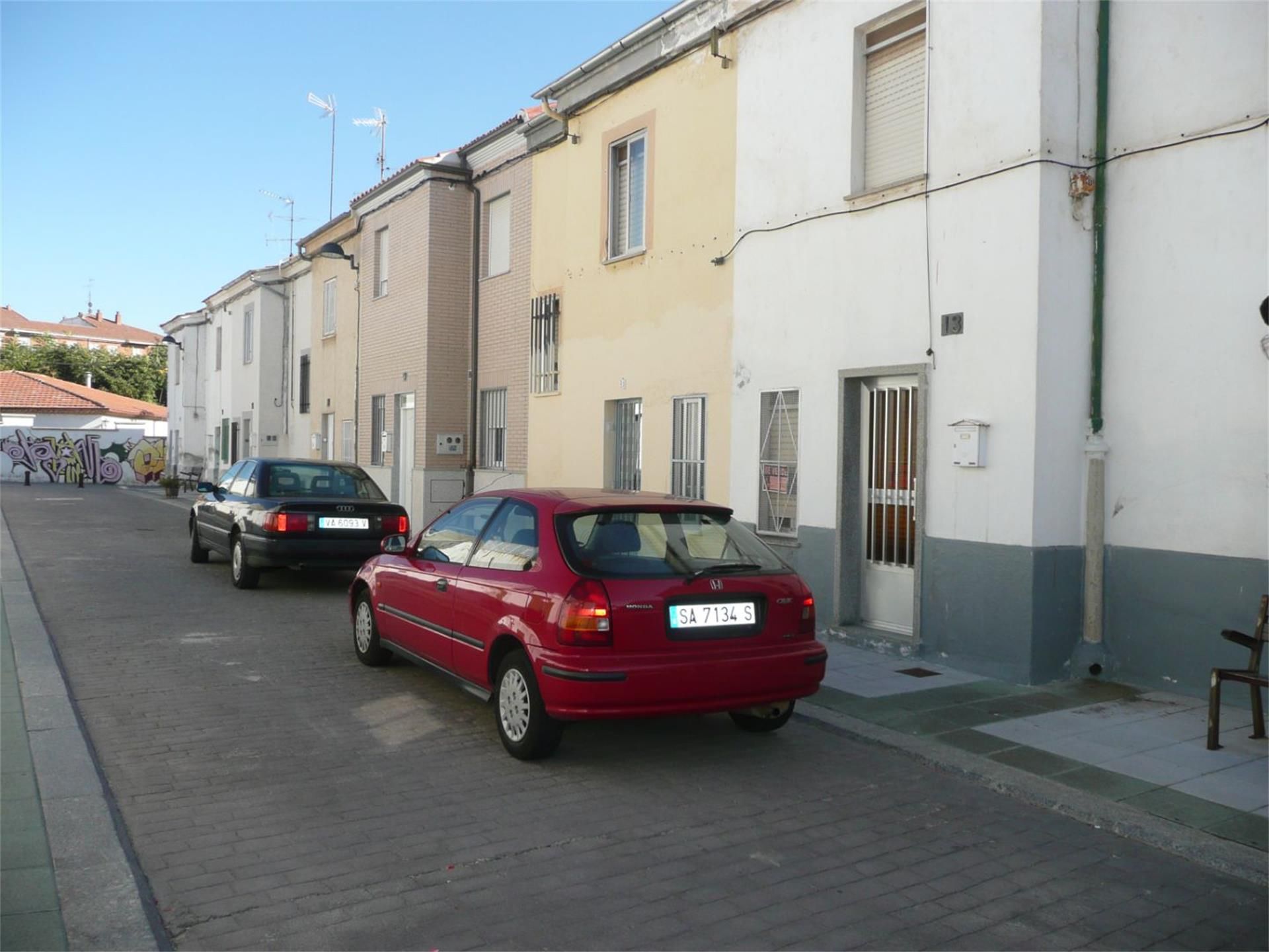 Exterior view of Single-family semi-detached for sale in Salamanca Capital  with Terrace and Storage room