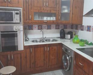 Kitchen of Single-family semi-detached for sale in Linares  with Air Conditioner, Heating and Terrace