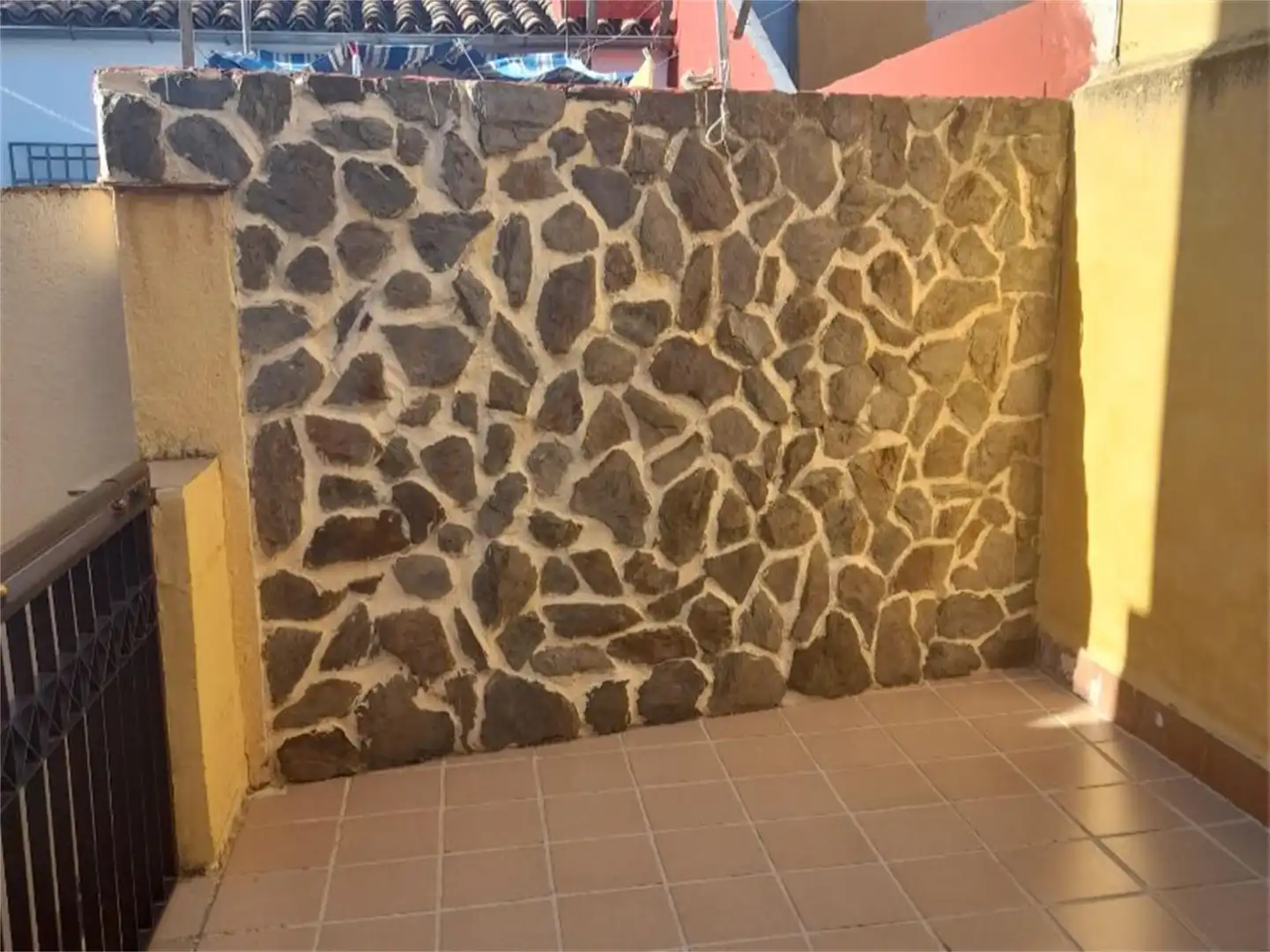 Casa adosada en venda a Felguera, Arrayanes Casa adosada en venda en Linares amb Aire condicionat, Calefacció i Terrassa