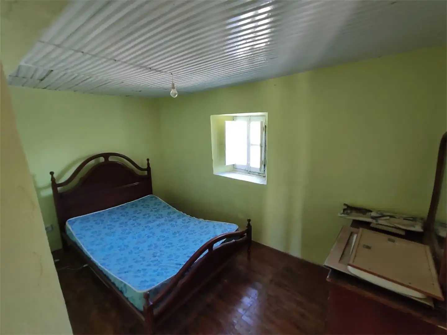 Schlafzimmer von Einfamilien-Reihenhaus zum Verkauf in Pino del Río