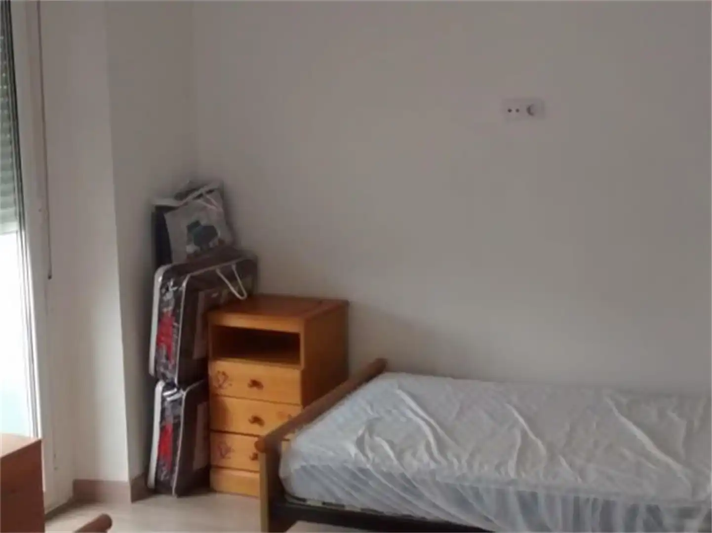 Casa adosada en venta en Rúa Gregorio Fernández, 32, Sarria Habitación de Casa adosada en venta en Sarria con Calefacción, Parquet y Terraza