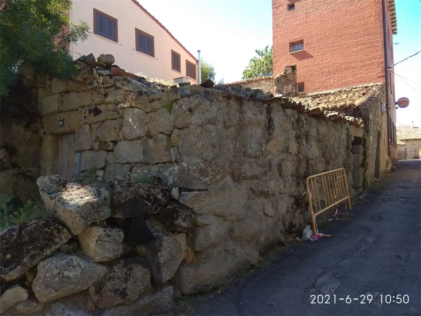 Vista exterior de Casa adosada en venda en Navarredondilla