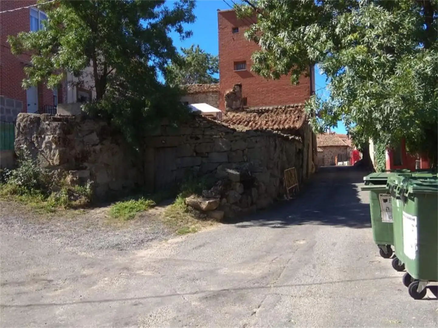 Vista exterior de Casa adosada en venda en Navarredondilla