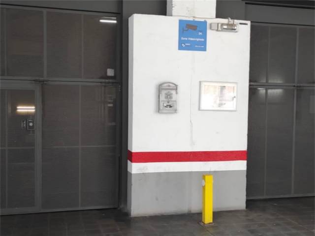 Garaje en Venta en Carrer d'Almeria en Les Planes