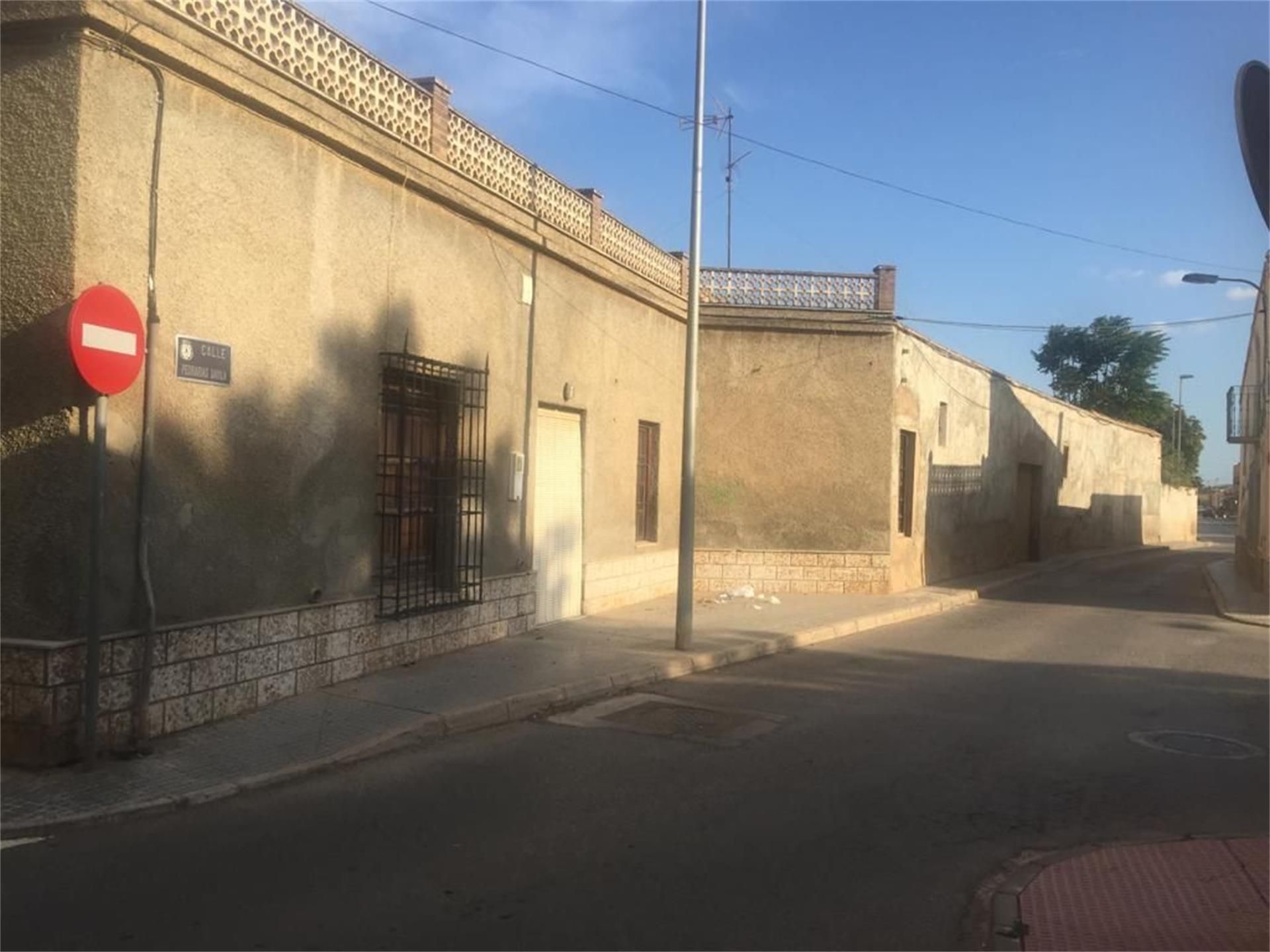 Vista exterior de Planta baixa en venda en Cartagena amb Jardí privat