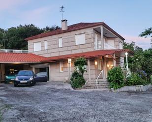 Vista exterior de Casa o xalet en venda en Vilamarín amb Terrassa i Balcó